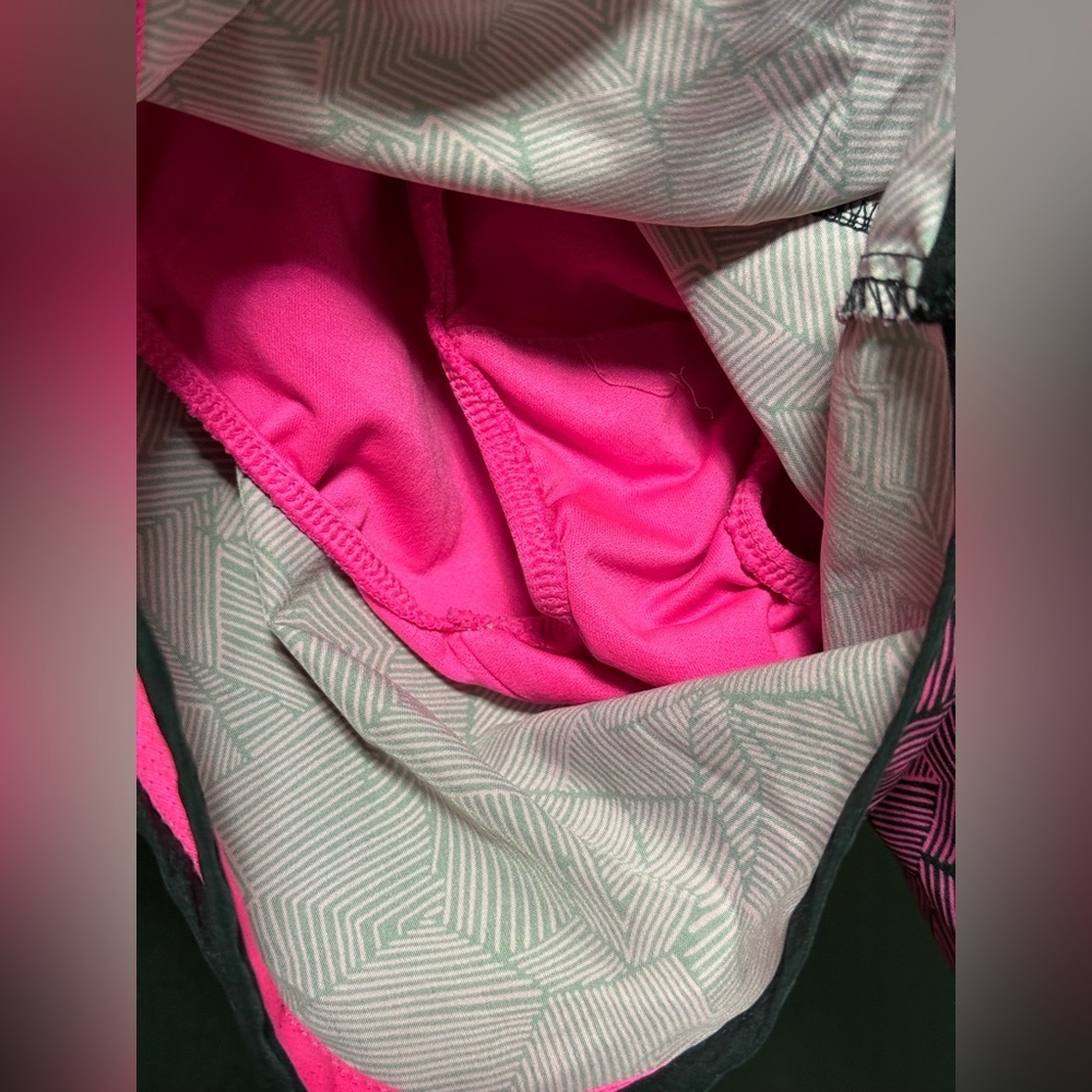 🪅Nike Hot Pink & Black Running Shorts - Picture 6 of 12